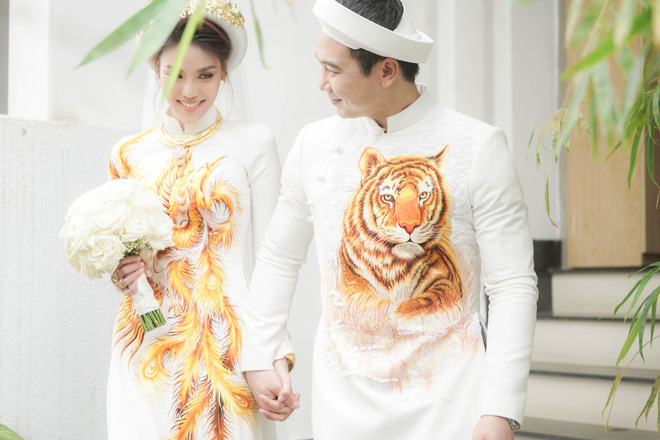John Tuấn Nguyễn lấp lửng xác nhận Lan Khuê có tin vui
