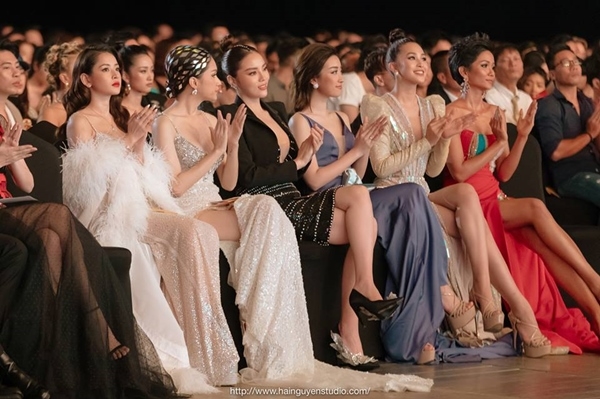 Khi các người đẹp cùng chung một khung hình: Ai đẹp hơn ai?