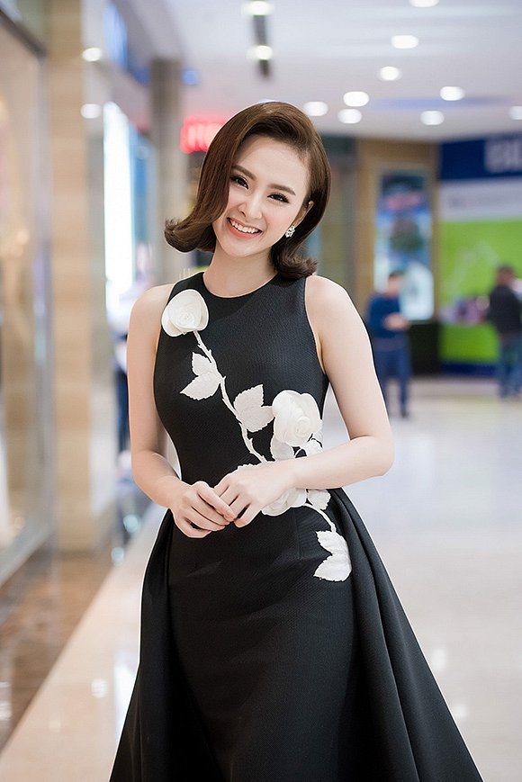 Khi sao an tet: Nguoi kieng khem kho so, rieng Angela Phuong Trinh thi…