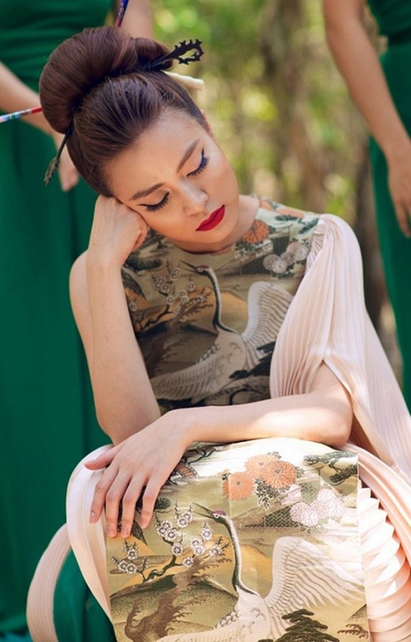Khoảnh khắc sao Việt ngủ gật: đều xinh đẹp không góc chết