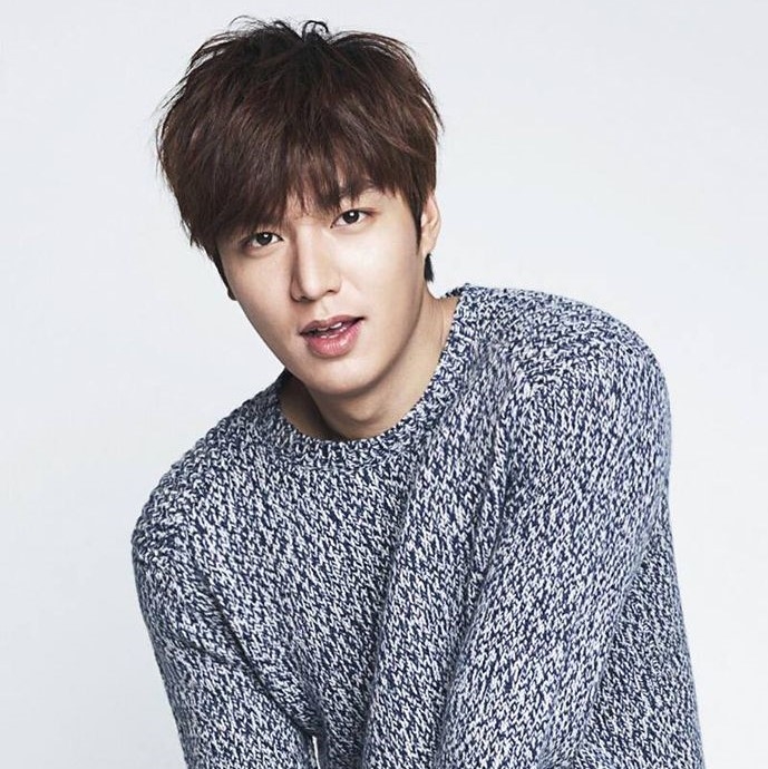 Nam Em khoe ảnh chụp tư thế phản cảm gửi cho Lee Min Ho