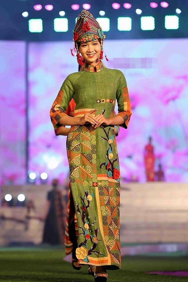 Lộ ảnh Đỗ Nhật Hà thời còn là con trai
