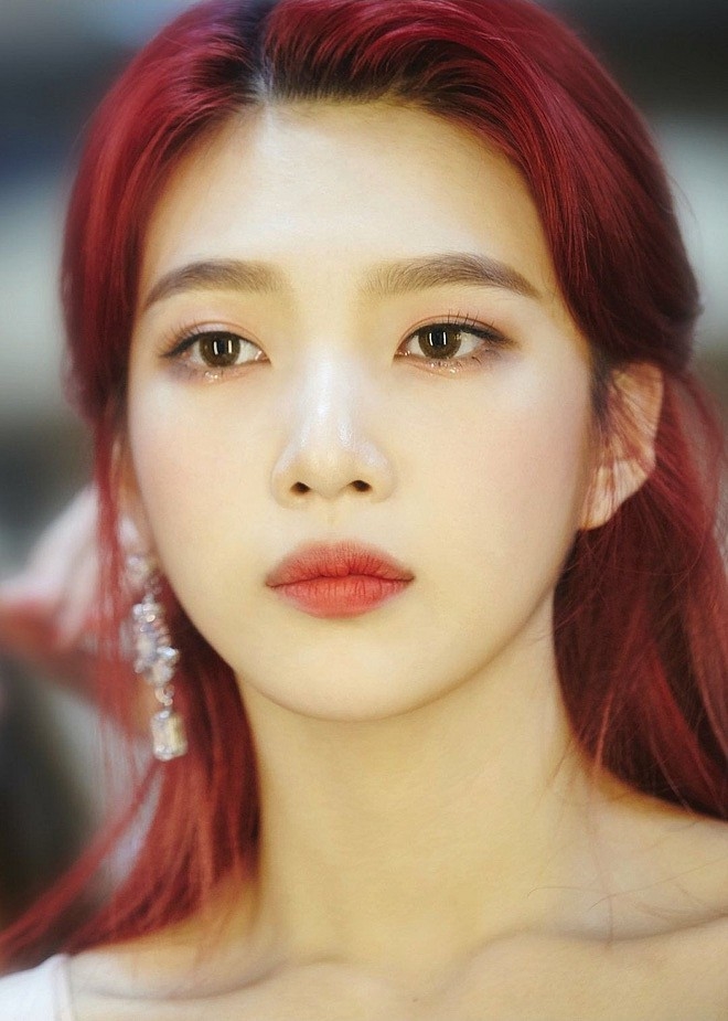 Loạt Idol Hàn chứng minh: V-line xưa rồi, mặt tròn giờ mới là xu hướng