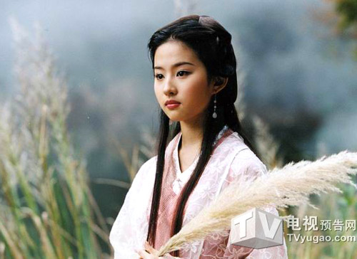 Lưu Diệc Phi hóa Nữ thần thanh xuân đẹp đến nao lòng
