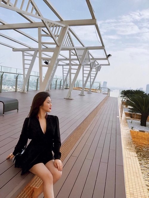 Mãn nhãn với cách phối đồ siêu xinh từ các mỹ nhân “3 mét bẻ đôi” Vbiz