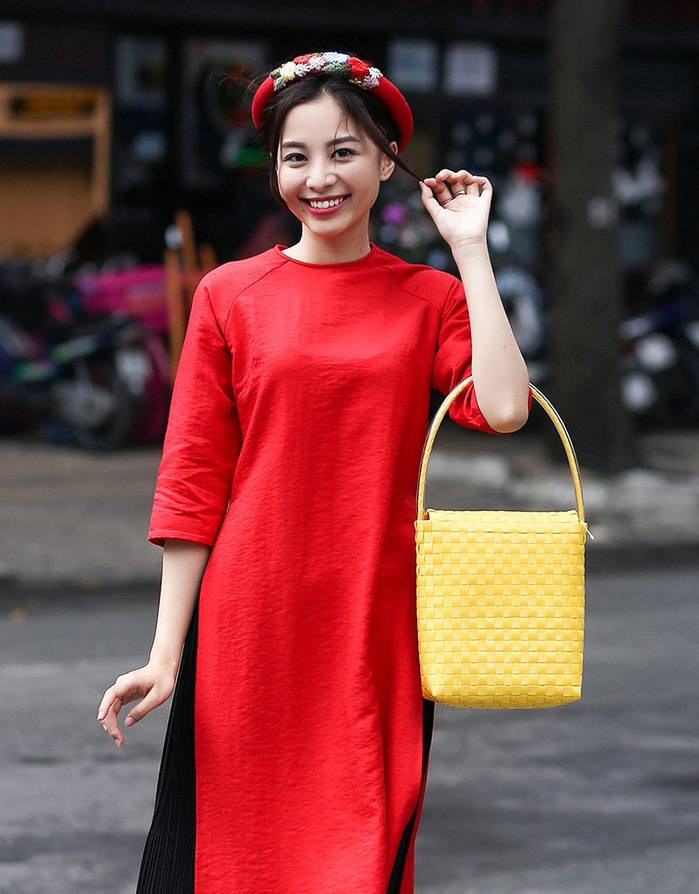 Đầu năm mặc áo màu gì để cả năm đều ngập tràn may mắn?