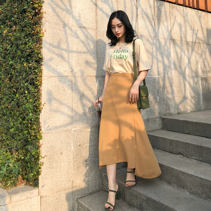 Đầu năm mặc áo màu gì để cả năm đều ngập tràn may mắn?
