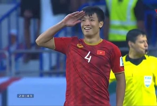 Muôn kiểu ăn mừng bàn thắng của cầu thủ Việt gây sốt