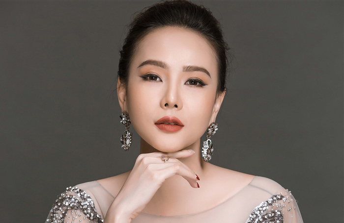 Muon kieu thammy doi van cua sao: Nguo xui là sua, ke xam ca not ruoi