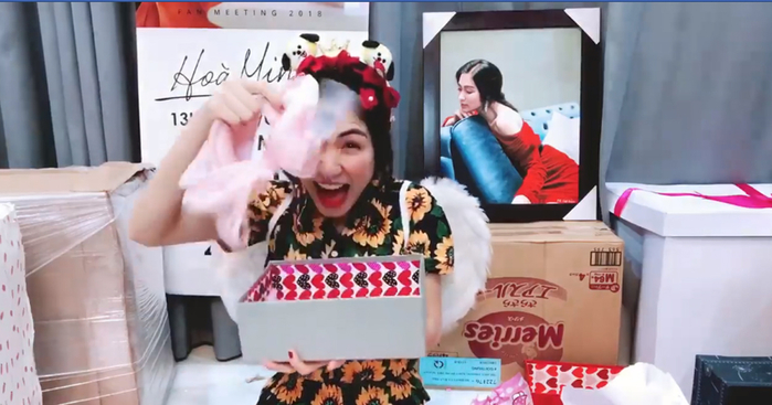 My Tam, Bich Phuong lay chung nao thi fans lai man hoi muoi the nay day