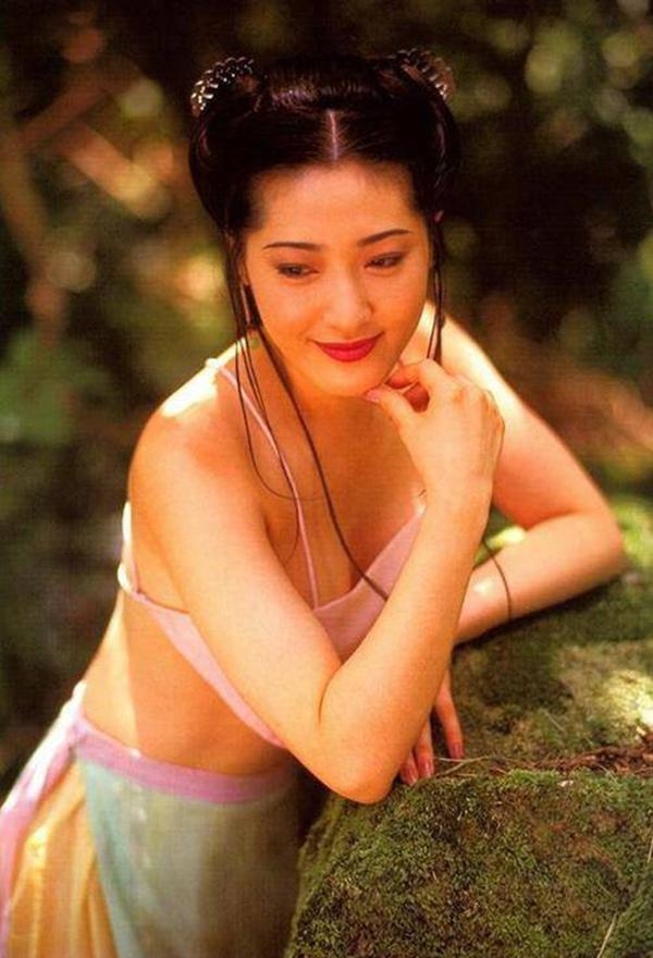 Nàng Phan Kim Liên nóng bỏng nhất màn ảnh Hoa ngữ giờ ra sao?