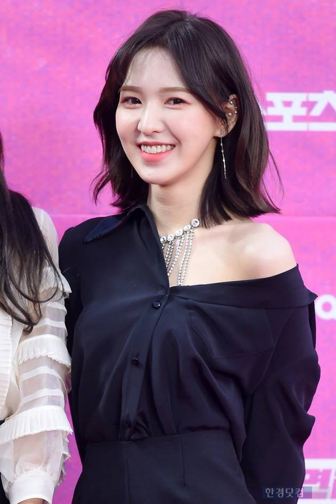Wendy (Red Velvet) thay đổi gì mà cả Knet lẫn Vnet đổ xô bắt chước?