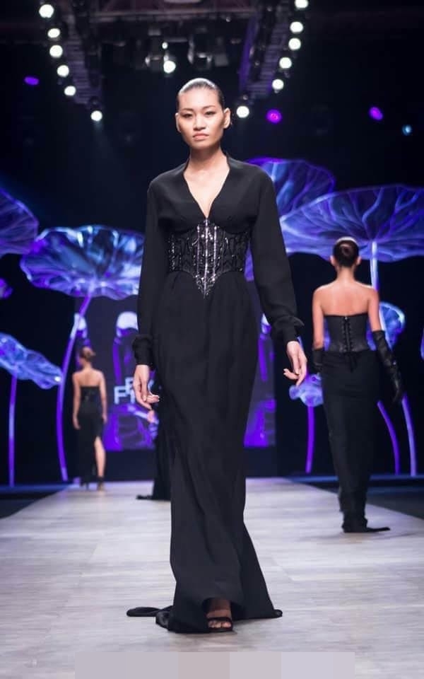 Người mẫu Kim Anh bị ung thư buồng trứng giai đoạn cuối