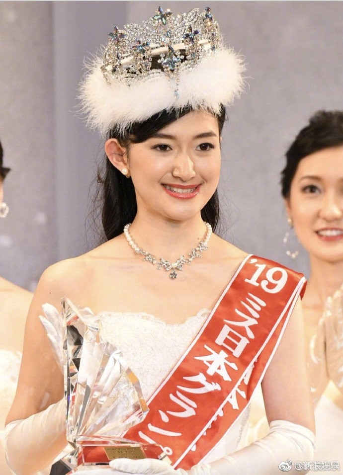 Nhan sắc “chênh lệch” với học vấn của Hoa hậu Nhật Bản 2019