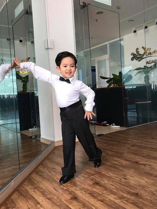 Nhin nhung nhoc ty Vbiz nay dan mang tu ngam: Gio nha ai, quai nha ay la dung