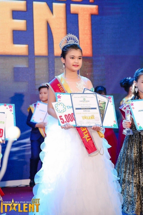 Nhung e be vang cua Vbiz: Be duoc du doan la Hoa hau, be se la sieu sao catwalk