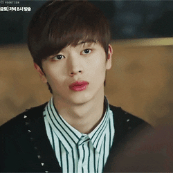 Những gương mặt sao Kpop được chứng nhận tỉ lệ vàng không có gì để sửa