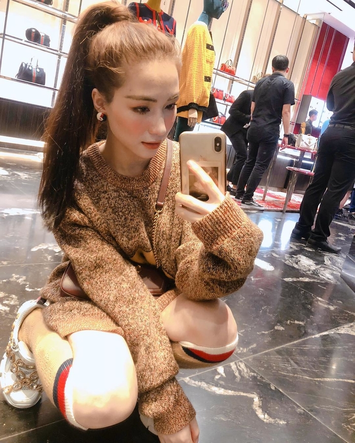 Những hội bạn chơi càng thân càng giống nhau bất ngờ của showbiz Việt