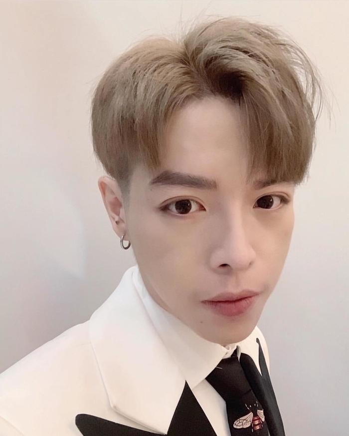 Những hội bạn chơi càng thân càng giống nhau bất ngờ của showbiz Việt