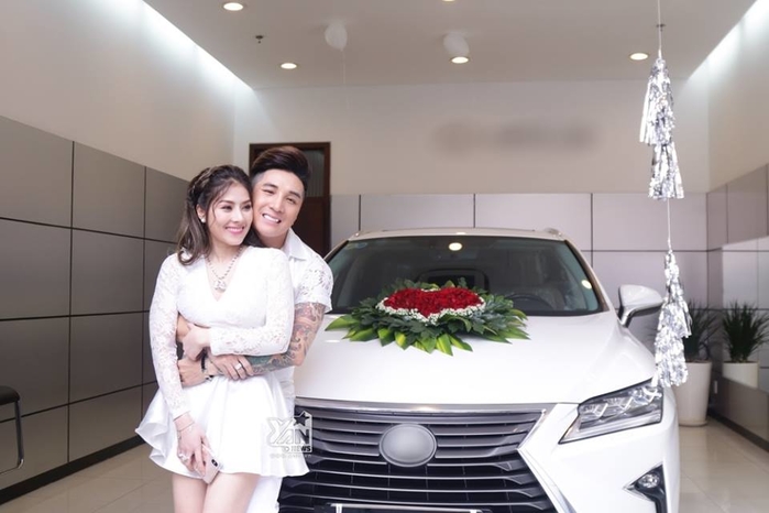“Ông hoàng YouTube” Lâm Chấn Khang và cuộc tình 15 năm