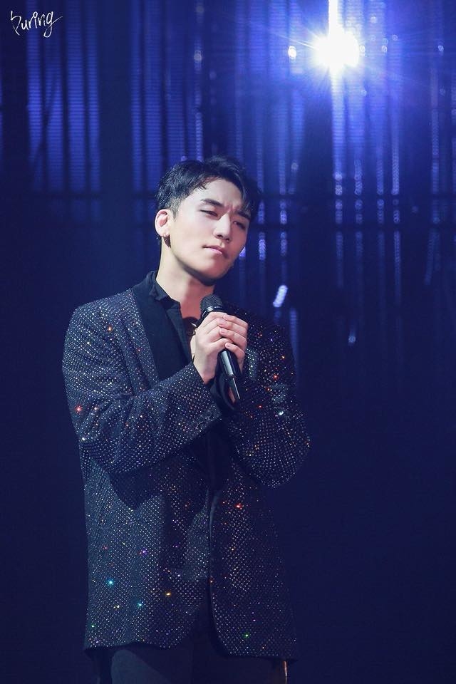 Những sao Hàn nổi tiếng nhưng vẫn bị phân biệt đối xử trong Kpop