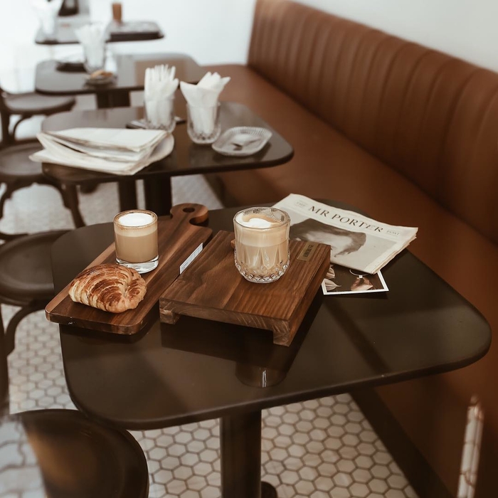 Tết này không lo thiếu hình sống ảo bởi Sài Gòn có vô vàn góc cafe đẹp