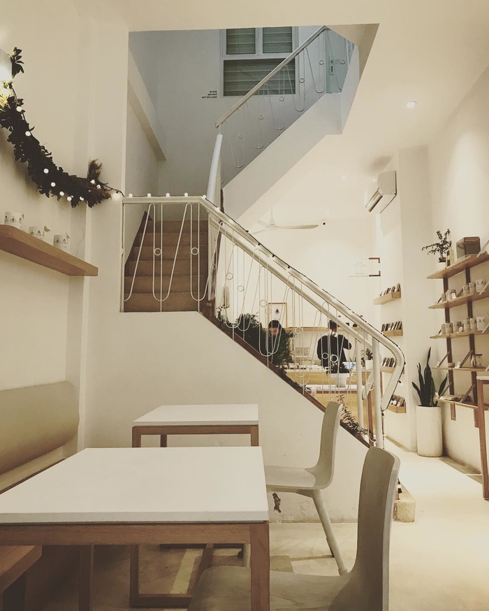 Tết này không lo thiếu hình sống ảo bởi Sài Gòn có vô vàn góc cafe đẹp