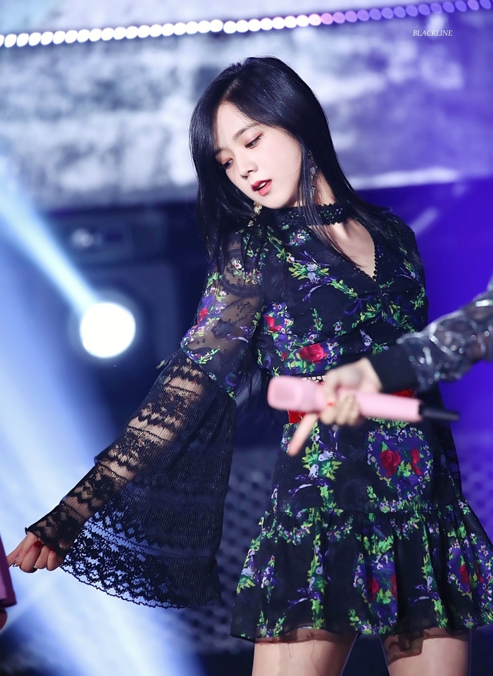 Thay vì liên tục quảng bá Jennie, YG cần quan tâm hơn nữa đến Jisoo