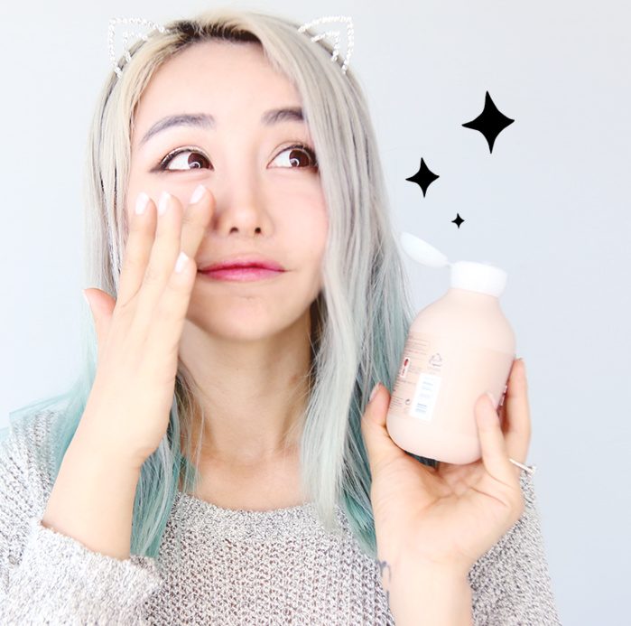 Thời tiết thất thường, cô gái trẻ than trời vì da khô bong tróc