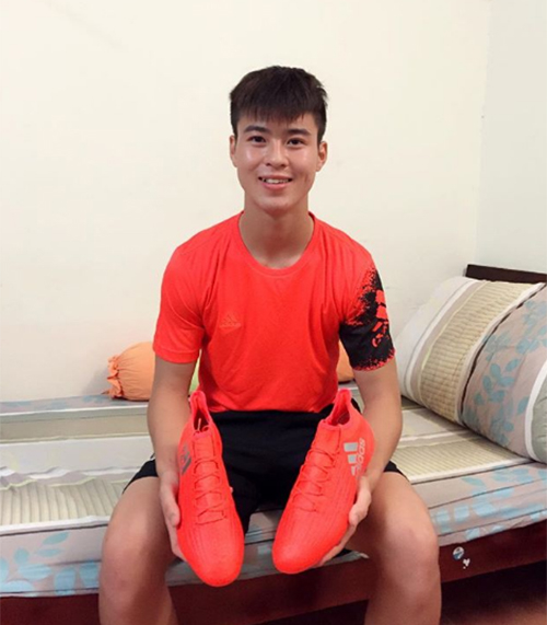 Thú chơi đồ hiệu cực “gắt” của tuyển Việt Nam