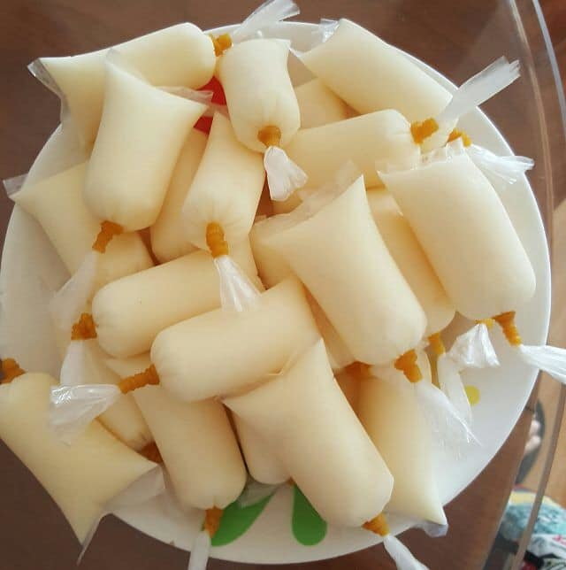 Đồ chơi, món ăn vặt tuổi thơ khiến thế hệ 8X, 9X nhớ quay quắt