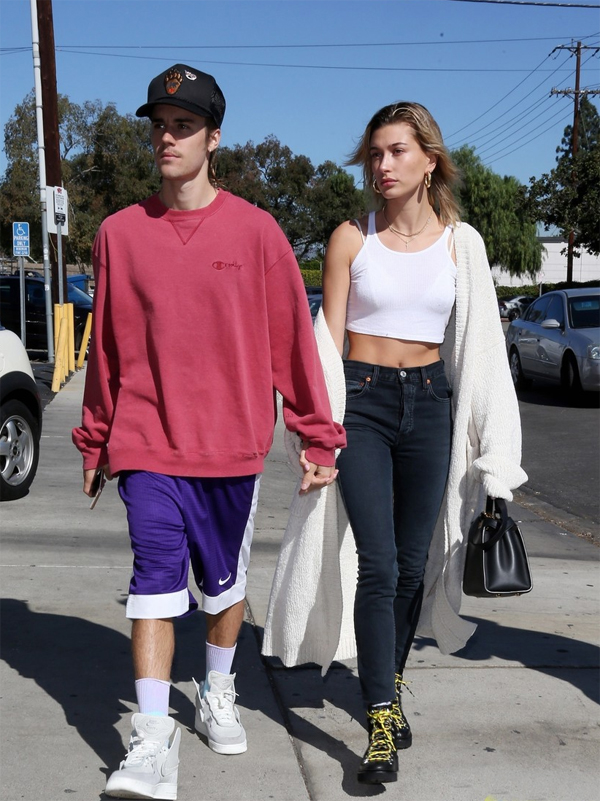Thực hư về thông tin Justin quan tâm đến Selena tới nỗi dời ngày cưới?