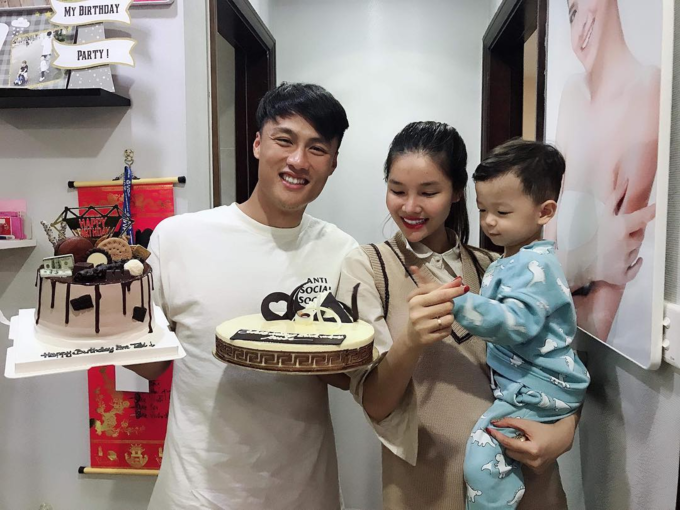 Tiến Đạt lấy vợ kém 10 tuổi, gia đình Hà Hồ - Kim Lý dùng bữa thân mật
