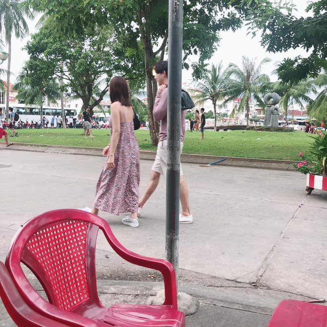 Sao Viet trong goc anh cua fans: Tieu Vy cam nong, Phuong Nga xuong ham tho