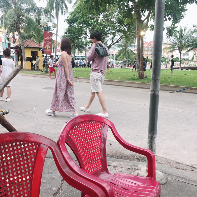 Sao Viet trong goc anh cua fans: Tieu Vy cam nong, Phuong Nga xuong ham tho