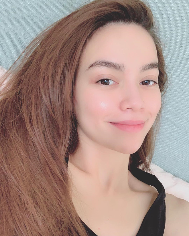 Trước thềm năm mới, sao Việt rủ nhau trang điểm với phong cách có như