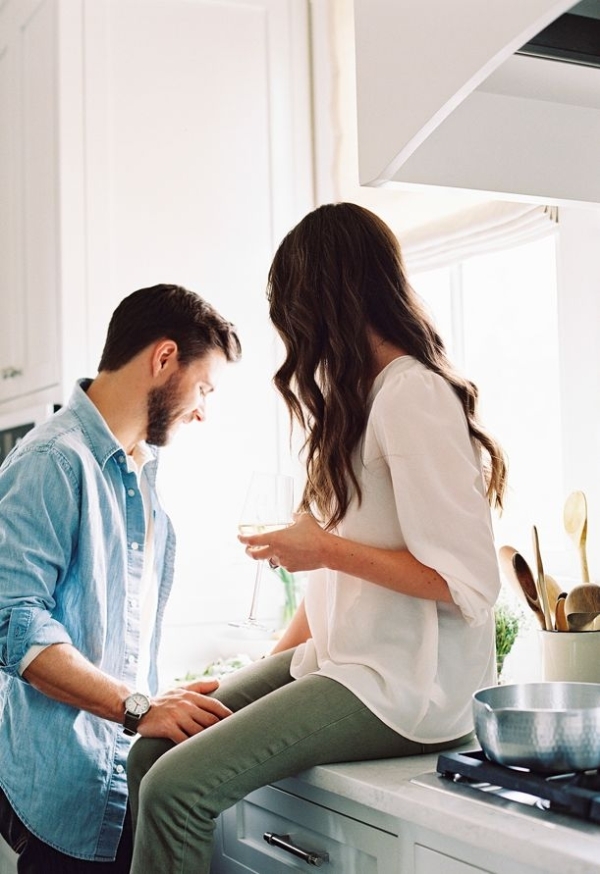 Tử vi Chủ Nhật (27/01): Bạch Dương đỏ vận tình cảm, Sư Tử mệt mỏi