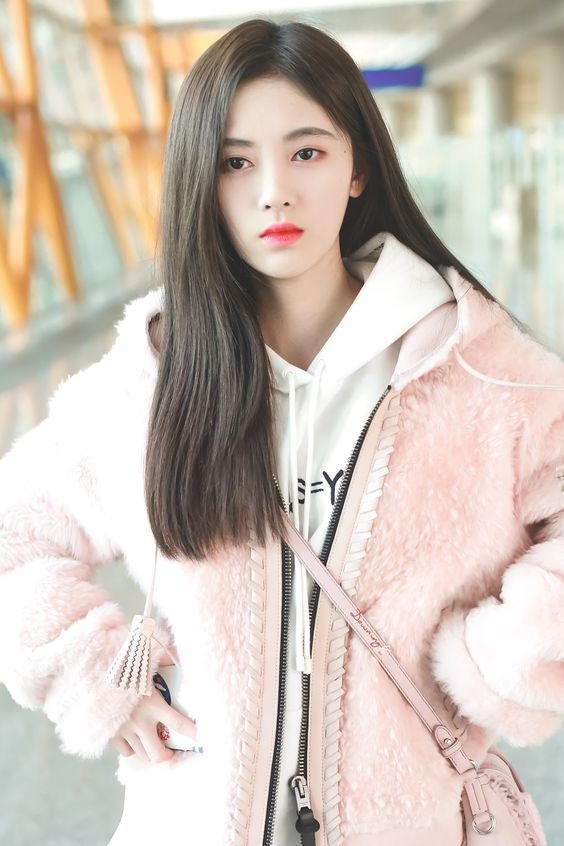 Tử vi thứ Ba 8/1: Cự Giải được crush mở lòng, Song Ngư gặp may mắn