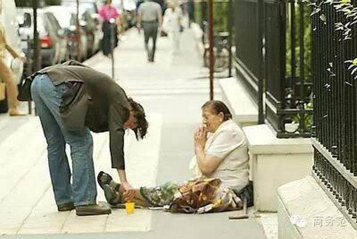 Ý chí vươn lên sau cuộc đời đầy bi kịch của tài tử “Ma trận
