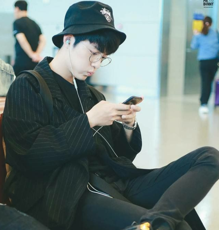 10 dấu hiệu cho thấy anh ấy còn tơ vươn