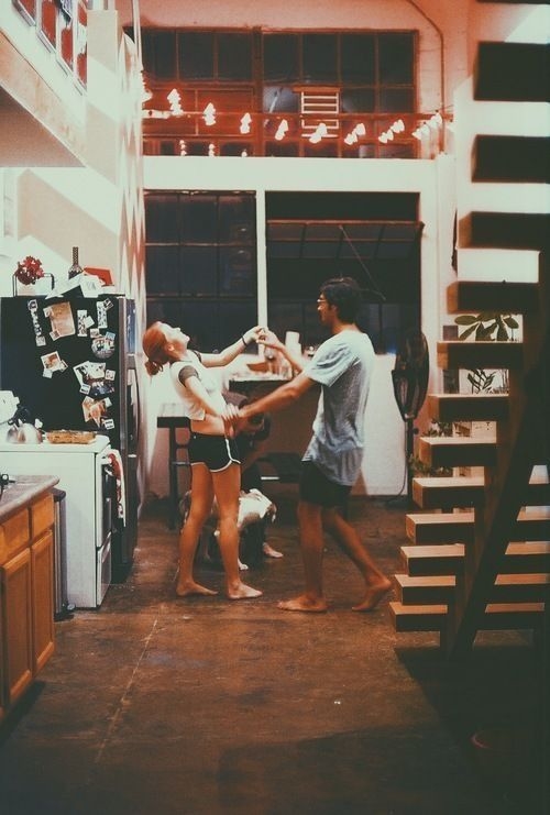10 điều bạn có thể cùng nửa kia làm trước khi ngủ để cả năm hạnh phúc