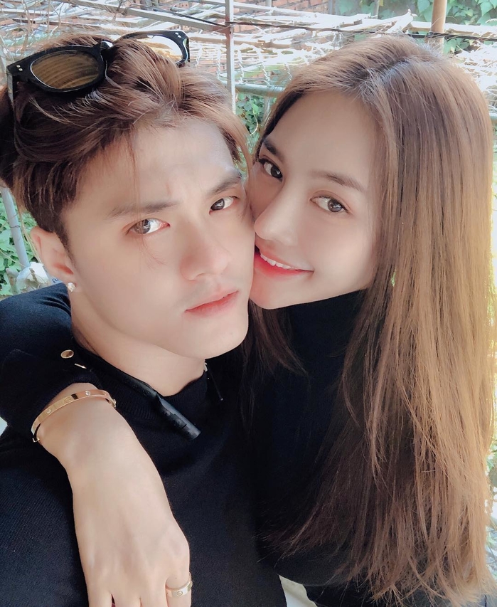 Linh Chi bị khán giả trêu như gái 21 tuổi