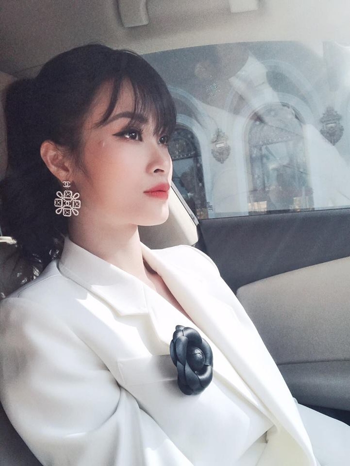 Đông Nhi, Ông Cao Thắng bắt trend Chủ Tịch của giới trẻ