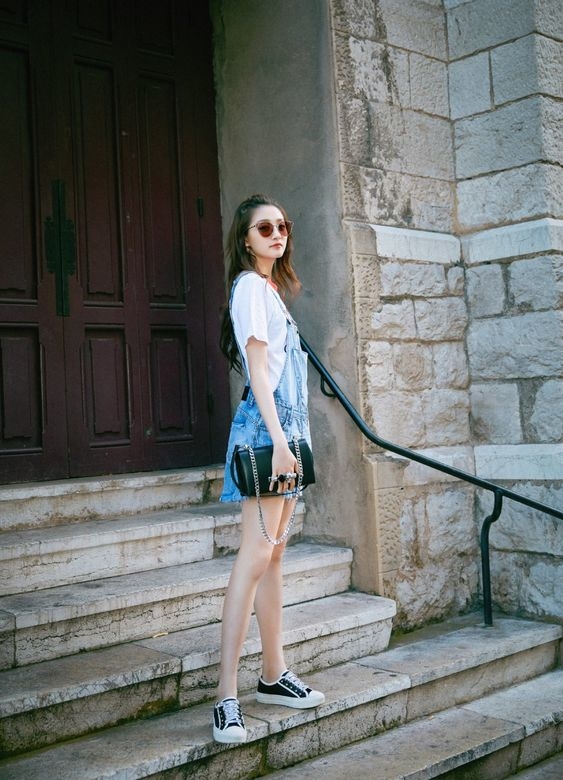 Những bóng hồng Cbiz cao trên 1m70 và sở hữu đôi chân cực phẩm