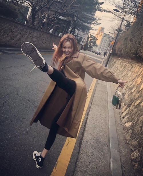 Ảnh hot sao Hàn: Song Hye Kyo và Han Ye Seul đụng váy chan chát