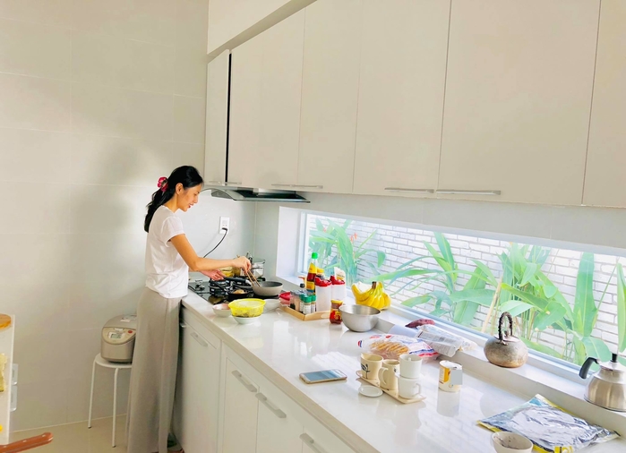 Bá đạo như vợ chồng Công Vinh - Thủy Tiên