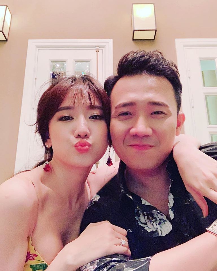 Bất ngờ khoe vòng 1 bốc lửa bên chồng, Hari Won dính nghi vấn PTTM