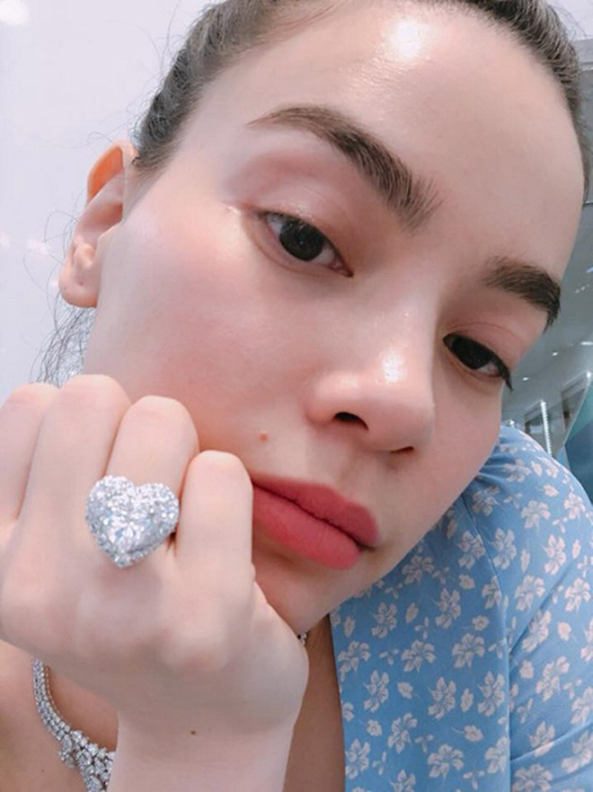 Bẽ bàng những lần sao Việt bị bóc mẽ mượn hình, kê giá “sống ảo”