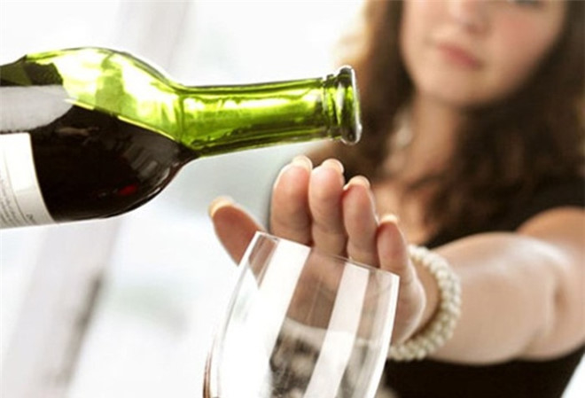 Bị nhiệt miệng thì hãy làm ngay 5 hành động này để giúp giảm sưng đau