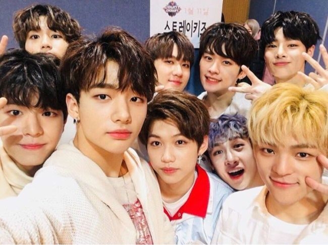 BXH các idol Kpop được giới thần tượng bình chọn mong muốn kết bạn